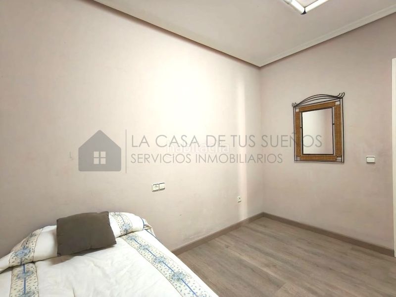 Foto 2e8d263c-5bad-4d28-a86e-1b4848a63241. Pis a Sax
