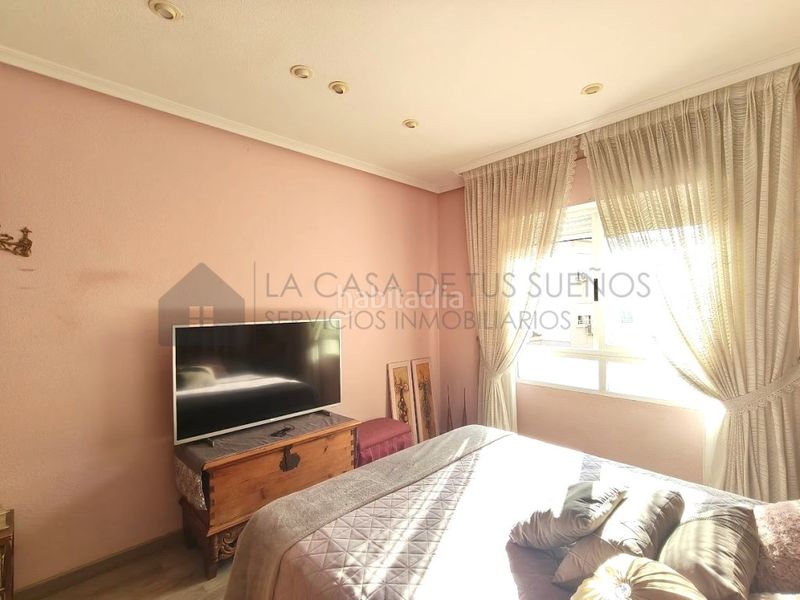 Foto 5e22af71-a14b-41fe-a06d-a452e6d00ca2. Pis a Sax