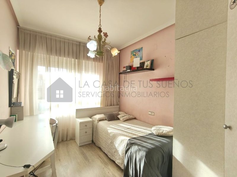 Foto d4015ad8-1513-4456-96b0-d40e593ac9f1. Pis a Sax