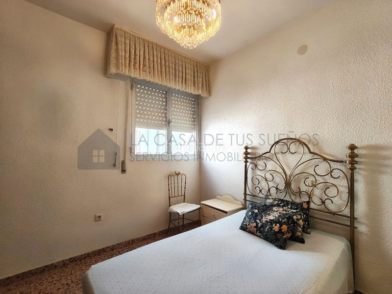 Foto 081f4e54-24b5-44f5-9843-725182860093. Pis a Sax