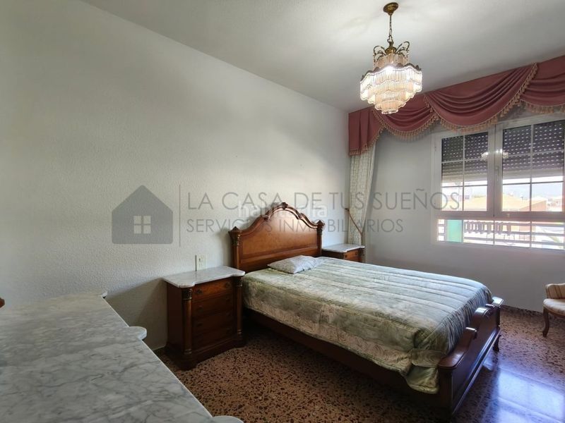Foto 52ab704b-96cd-4065-8887-1ec626127f71. Pis a Sax