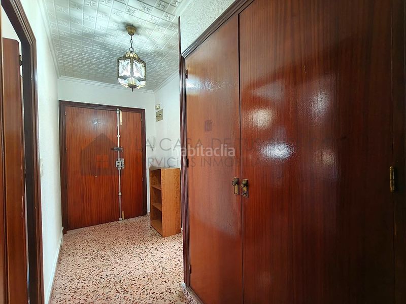 Foto c2d64820-7370-4a7a-bf00-f0a15ca8e6e9. Pis a Sax