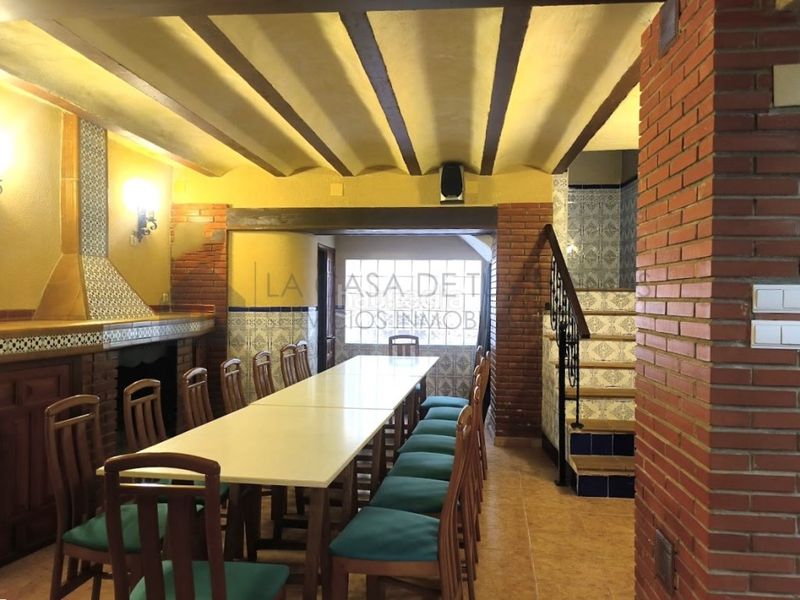 Foto 15f7f625-ca2a-452a-9e68-bb09e5e2f6d2. Casa a Sax