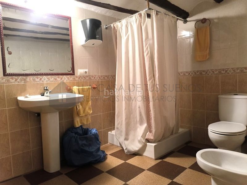 Foto 2a8cc8b1-cebd-48fd-b999-f39518c11a5a. Casa a Sax