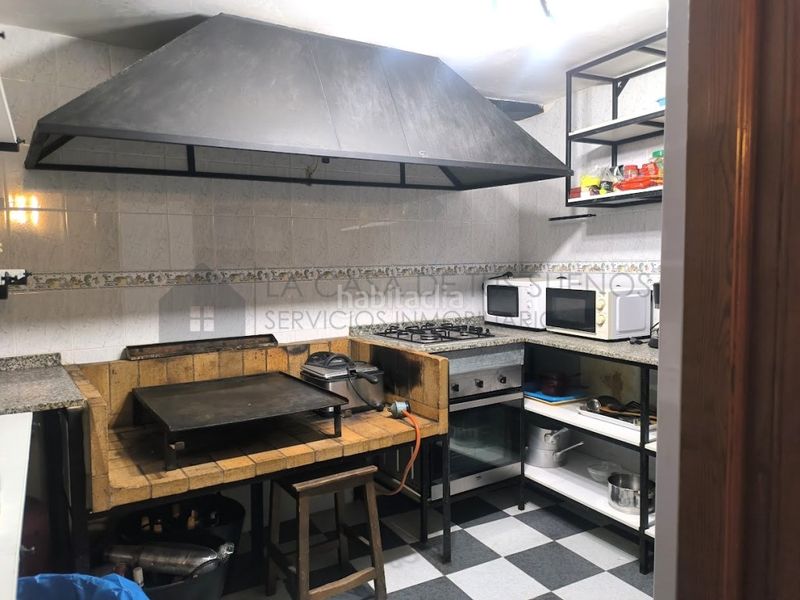 Foto d0a75c57-7c6e-4c3e-b826-18b506b3d135. Casa a Sax