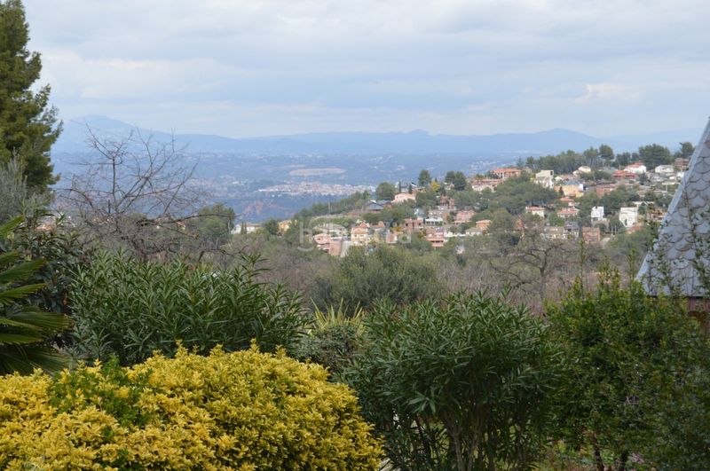 Foto caa0e94a-79ea-48ad-8cf6-326badfbad8a. Terreny residencial a Corbera de Llobregat