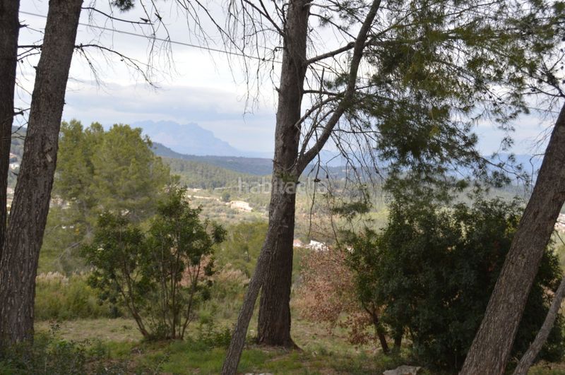 Foto e78338ca-4dd3-4c6e-9755-2542e0768e62. Terreny residencial a Corbera de Llobregat