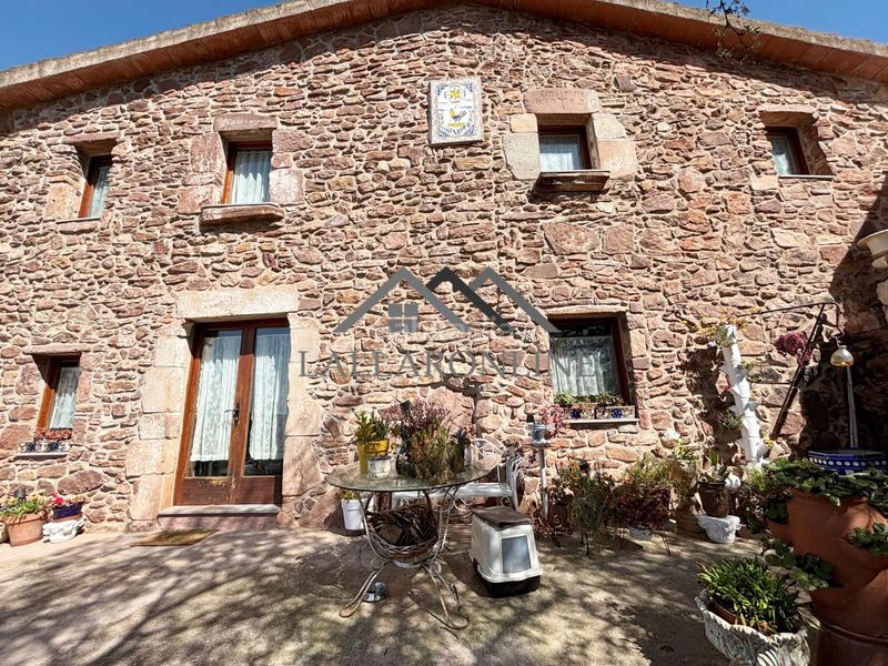 Foto 487bdbce-18f9-4df0-b9bd-400a9ca49a82. Masia amb calefacció piscina a Bigues i Riells del Fai
