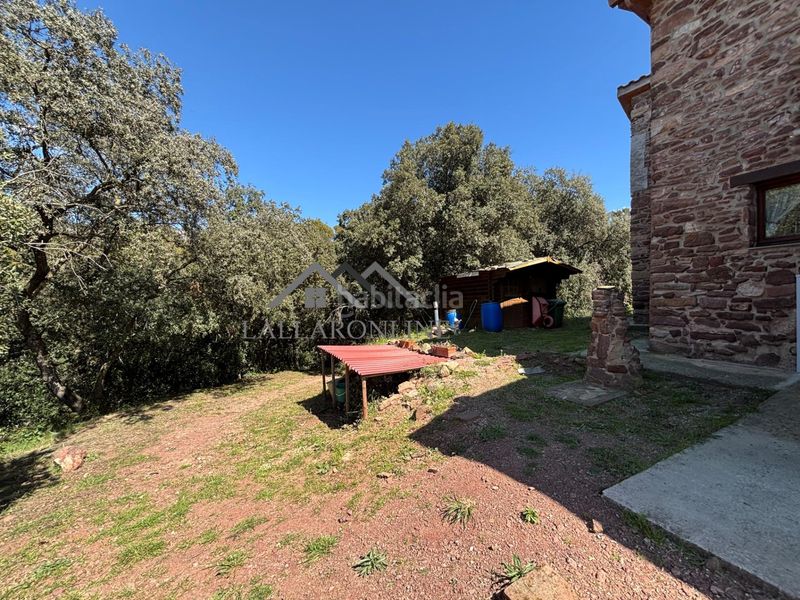 Foto ba1633af-7896-43db-bd2f-895dc618ce08. Masia amb calefacció piscina a Bigues i Riells del Fai