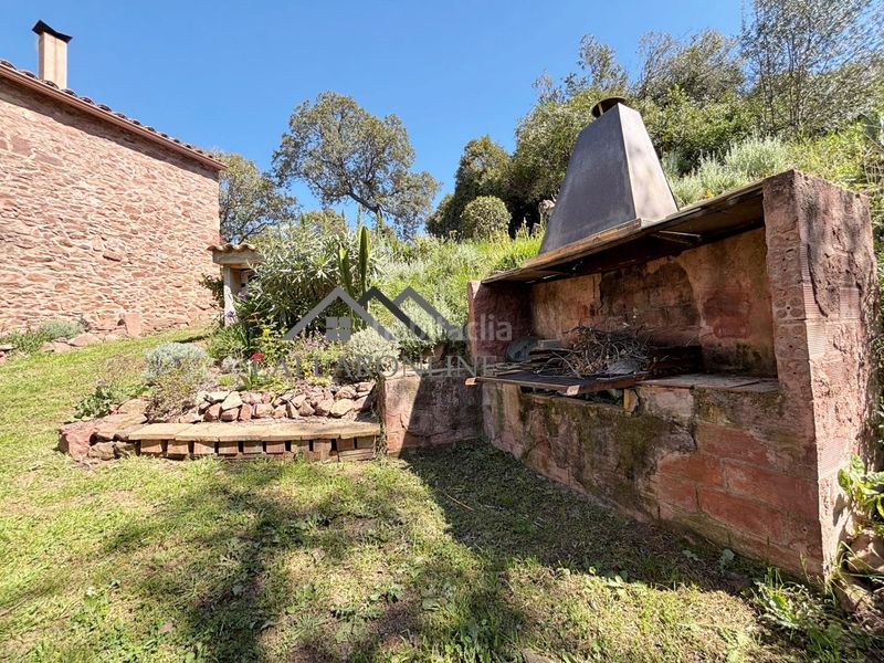 Foto bae17435-22e2-48e4-9eb5-4f4295fe3cae. Masia amb calefacció piscina a Bigues i Riells del Fai