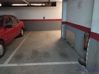 Aparcament cotxe a Centro. Navalcarnerogaraje