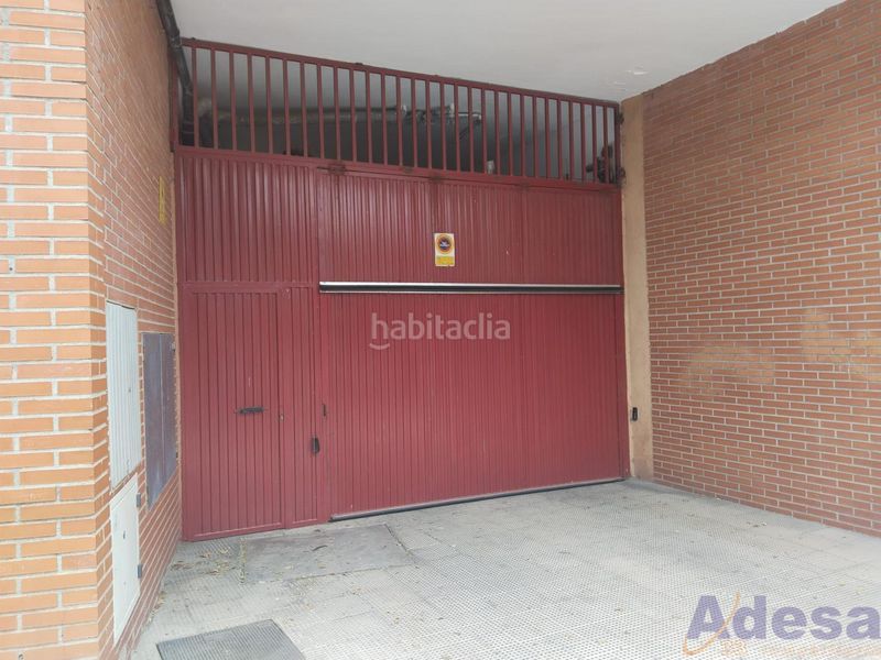 Foto 4d7d707c-eff7-419e-910f-e9a241f81580. Aparcament cotxe a Centro Navalcarnero