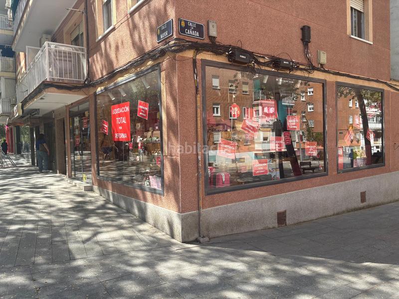 Foto 1b091a42-1015-491b-89c2-0e03f539528f. Local comercial en calle la cañada 85a local con gran visibilidad en Alcorcón