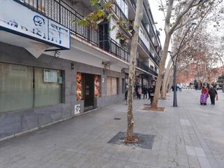 Lloguer Local Comercial  Calle mayor. Local de esquina excelente ubicación