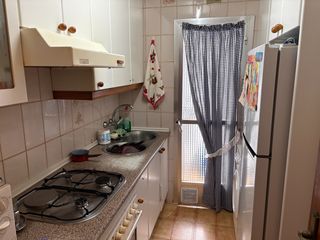 Etagenwohnung in Casco Antiguo. Vivienda a reformar, buena zona.