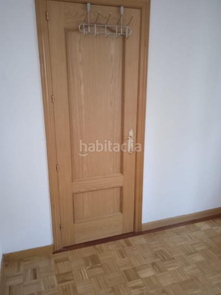 Foto 371a0dea-6055-4ce3-83c3-5f932215b97c. Piso  en venta en calle poeta blas de otero en Madrid