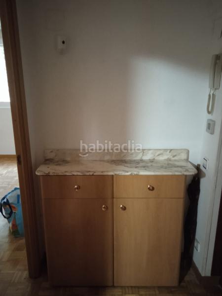 Foto 4521f85c-e6ce-45d1-8705-7f4a2ee476d6. Piso  en venta en calle poeta blas de otero en Madrid