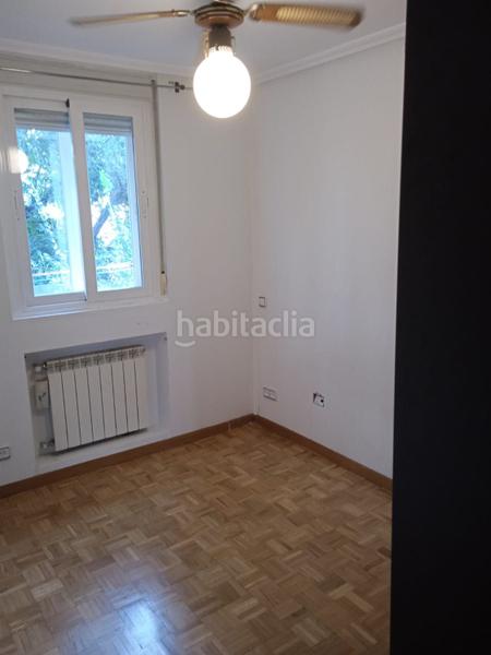 Foto 8df0ccdb-c09b-4397-864b-a81d06f00ce0. Piso  en venta en calle poeta blas de otero en Madrid