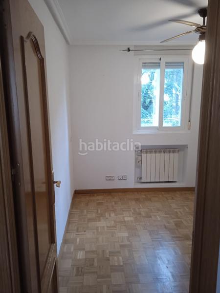 Foto f54b859d-a222-456a-9a26-600ff523d5f8. Piso  en venta en calle poeta blas de otero en Madrid