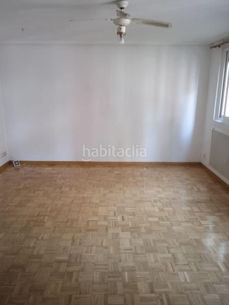Foto f6c3ebd7-8722-4b7d-ae86-e3515596b5bd. Piso  en venta en calle poeta blas de otero en Madrid