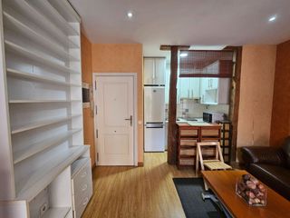 Rent Apartment  Del pez. Apartamento en alquiler en calle del pez