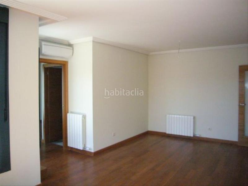 Foto 06ecb311-eec1-4f5b-a10c-ab91023e49f9. Alquiler ático  en alquiler calle antracita, en Legazpi en Madrid