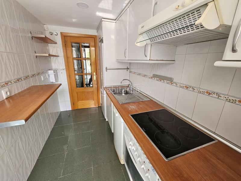 Foto 28fe2211-9f8d-427b-8c1d-d9bbcde975fd. Location appartement avec chauffage dans Castillejos-Cuzco Madrid