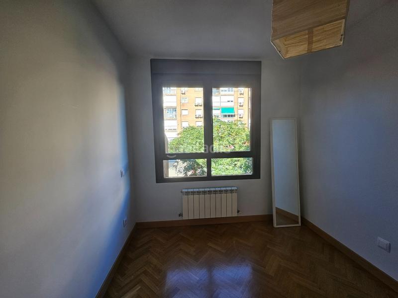 Foto 511bb6a1-560c-49a3-955c-e887276846d0. Location appartement avec chauffage dans Castillejos-Cuzco Madrid