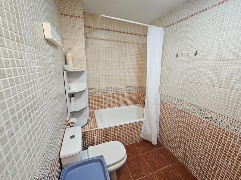 Foto 2989d4f8-5493-420a-a9fa-1455b40c32da. Location appartement avec chauffage dans Valdeacederas Madrid