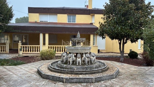 Foto 2c87ef10-1832-4fca-aca9-387773d356a1. Casa amb calefacció piscina a Pino Alto-Navarredonda Valdemorillo