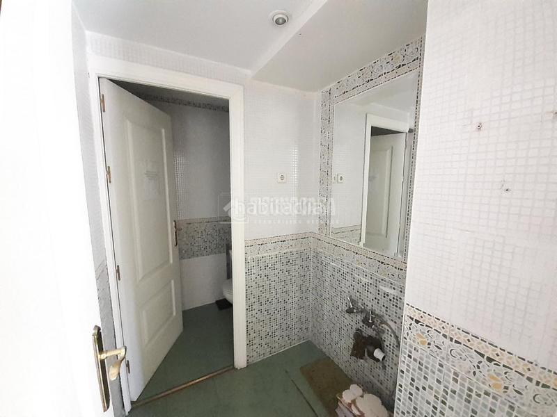 Foto fd5ba189-d49f-4bd0-a207-779459f4e483. Rent business premise in Centro Móstoles