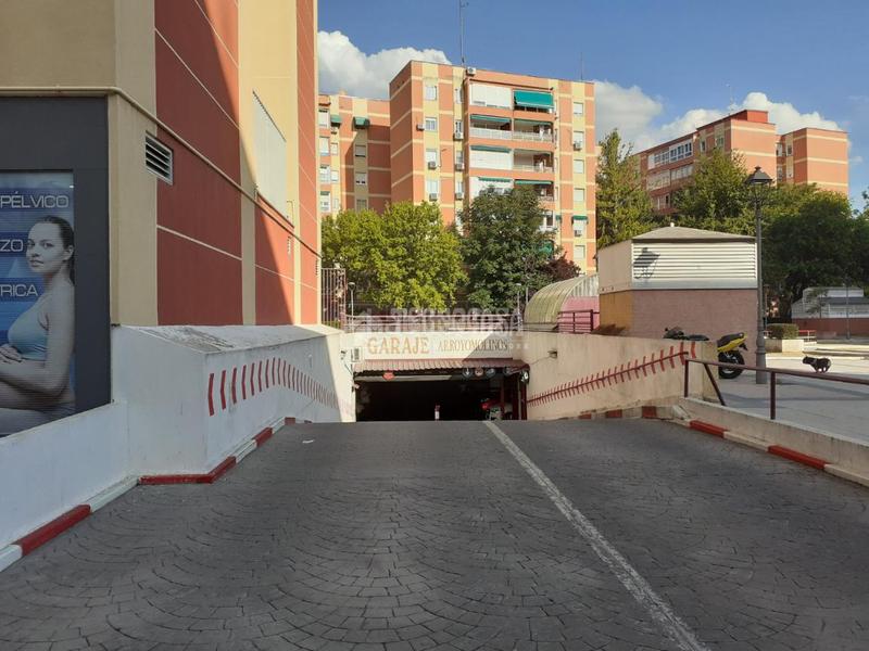Foto ec0ac20a-06ae-4238-8801-baa59e259090. Parking coche boxplaza de garaje en venta en Centro Móstoles