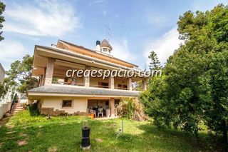 Chalet en La Caada. Espectacular
