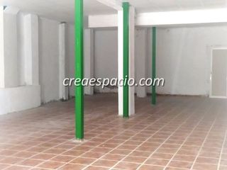 Local Comercial en La Cañada. Bajo en venta la cañada