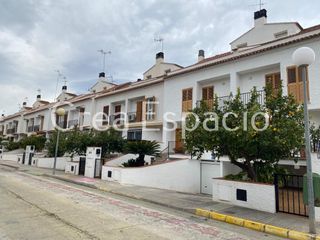 Reihenhaus  Calle del conde berbedel. Chalet adosado en venta en btera