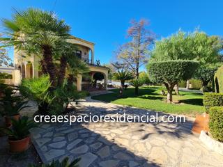 Casa  Carrer 324. Chalet ubicado en una zona privilegiada de la urbanizacin la ca