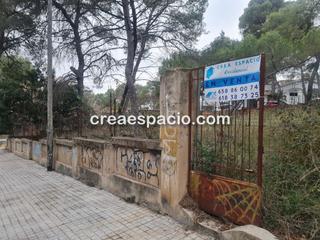Terreny residencial a Carrer 320 20. Parcela esquinera muy céntrica