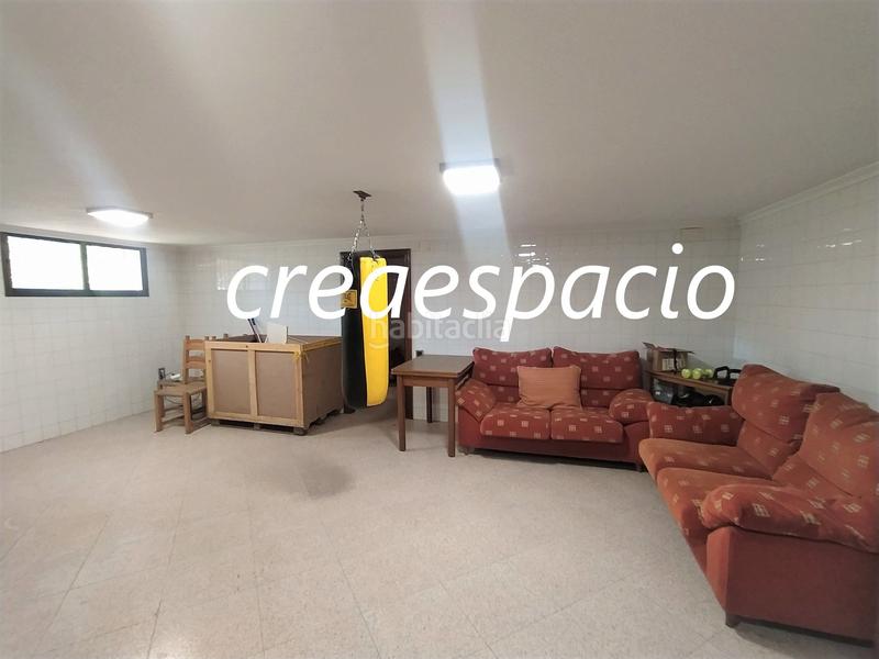 Foto 1da3fef8-3e36-471d-bae7-8bd04f07e7ff. Casa en carrer cirerers 14a en Casas Verdes Paterna