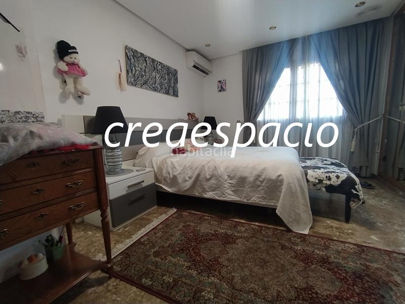 Foto 4cc18df0-a57f-48c1-b410-d7502c03c874. Casa en carrer cirerers 14a en Casas Verdes Paterna