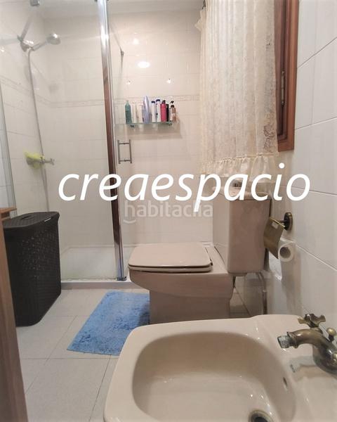 Foto b0371355-11e4-4e8f-bf83-459e29d2830f. Casa en carrer cirerers 14a en Casas Verdes Paterna