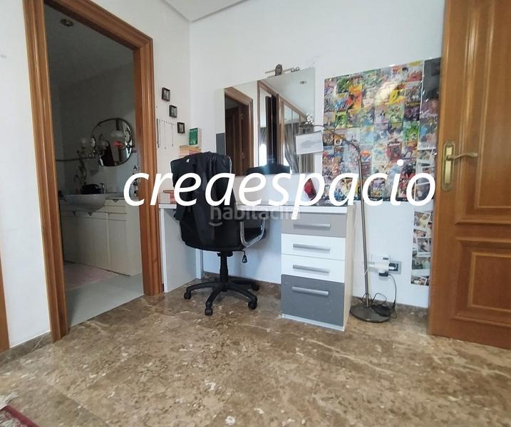 Foto d95002a4-cb65-4e0e-bc38-0cf381b9ae38. Casa en carrer cirerers 14a en Casas Verdes Paterna