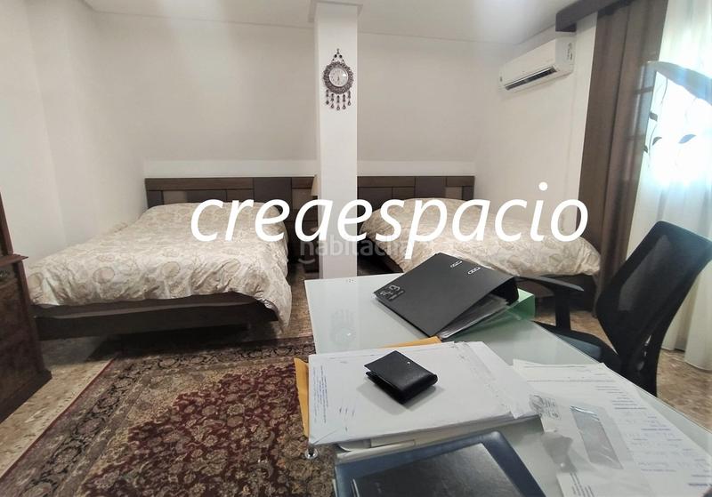 Foto e75e8b0a-97e5-4e06-8606-d6e9feeaf2c0. Casa en carrer cirerers 14a en Casas Verdes Paterna