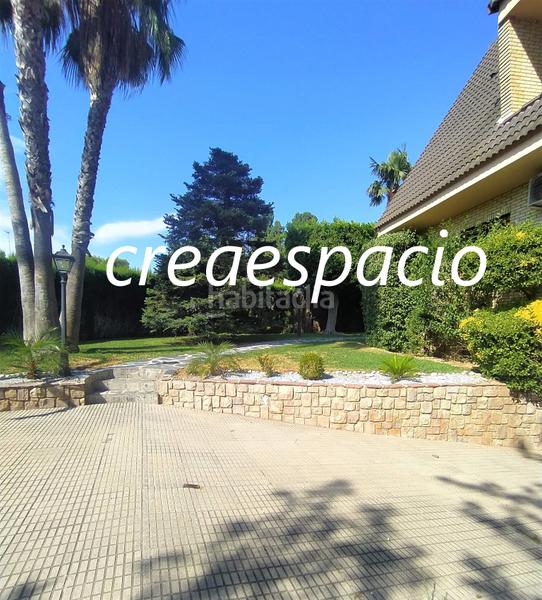 Foto f1697524-e022-42fd-bf56-547e94326f09. Casa en carrer cirerers 14a en Casas Verdes Paterna