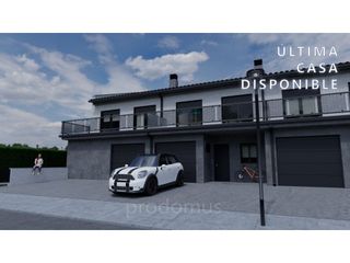 Casa adossada en Fontcoberta. Casa adosada en venta en melianta