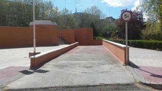 Parking coche  N/a. Plaza de garaje en el centro de alcorcon cerca de calle princesa