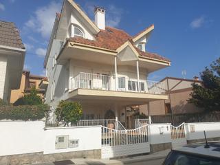Chalet  N/a. Unico y exclusivo chalet independiente en arenas de san pedro, e