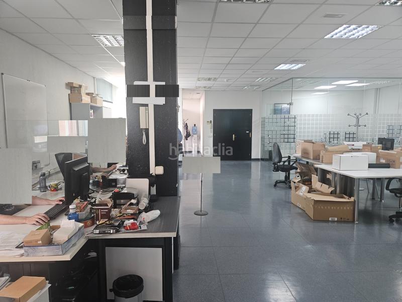 Foto 01b59b40-326c-4ab7-a16f-ba8eff581025. Office space with heating in Delicias Madrid