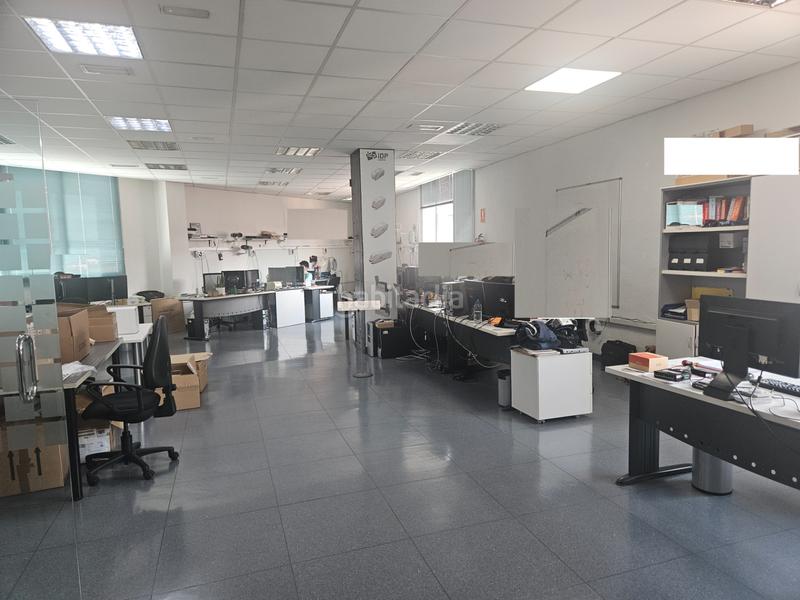 Foto 97307df8-1fac-4d6a-8dfd-2081e216f6ee. Office space with heating in Delicias Madrid