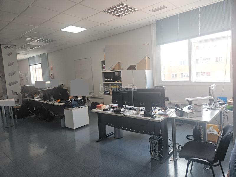 Foto e4cb9fd6-74d6-4979-a837-0fb5c1e1cf63. Office space with heating in Delicias Madrid