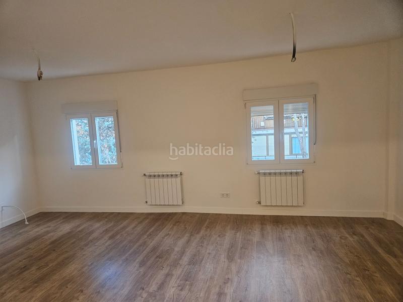 Foto 2d41ac2c-60f3-467d-86ec-a5dbe4904f8a. Location appartement avec chauffage dans Comillas Madrid